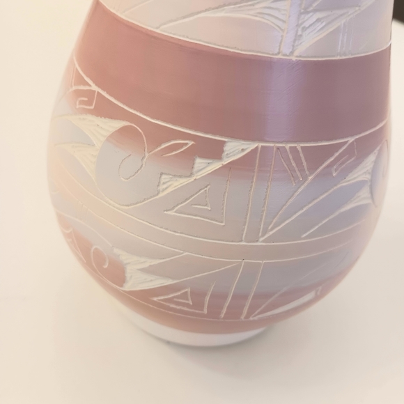 Vintage signed etched ceramic Southwestern Native vase vessel. 7.5" tall - Picture 11 of 13